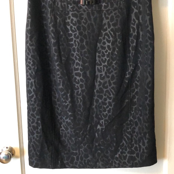 Evan-Picone Black Leopard Sheath Dress Structured Lined Buckle Detail LBD 12 NEW - Picture 8 of 14